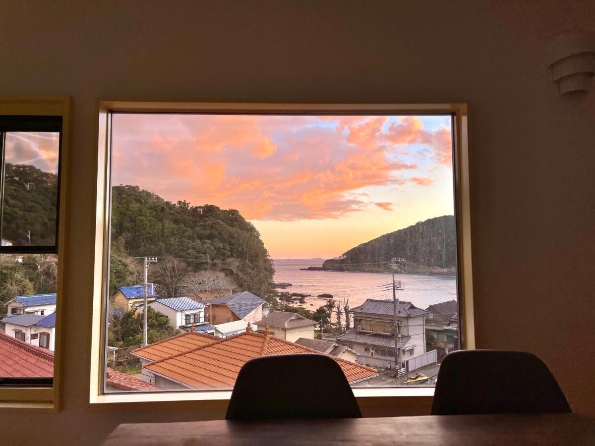 Guesthouse All You Need - All Rooms Have An Ocean View! Shimoda (Shizuoka) Exterior foto